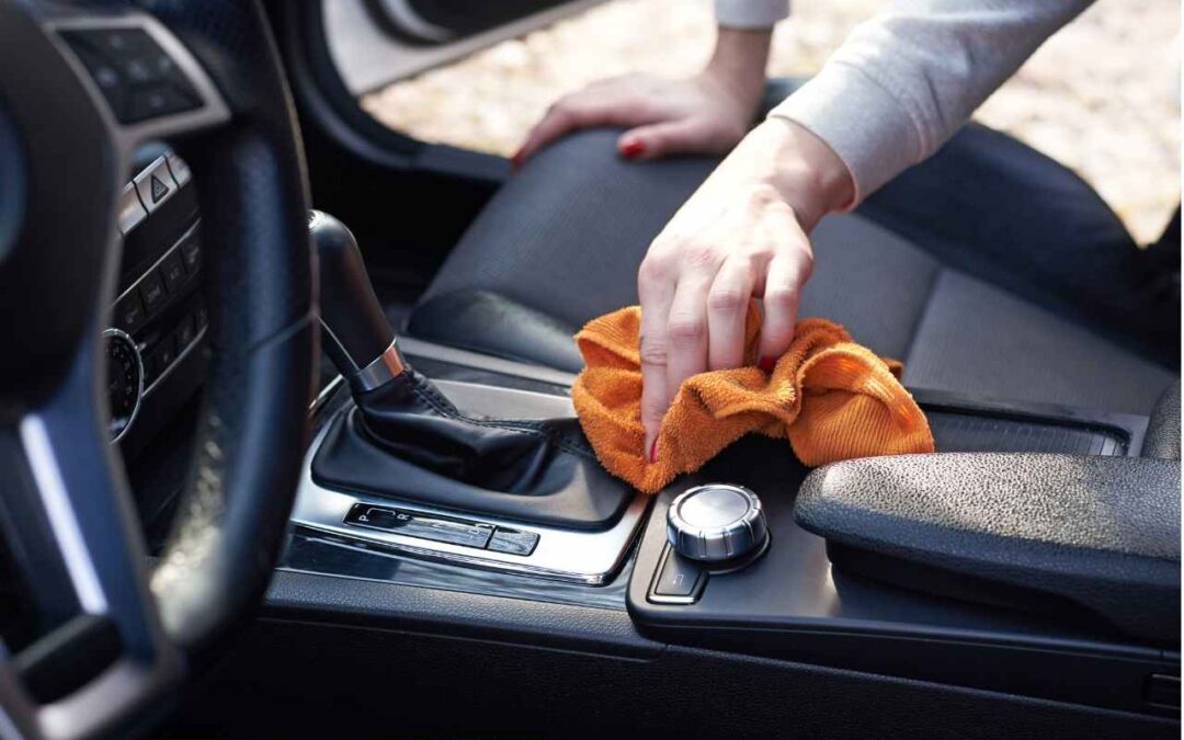 Interieur schoonmaken – Stapsgewijze handleiding voor het reinigen van je auto-interieur